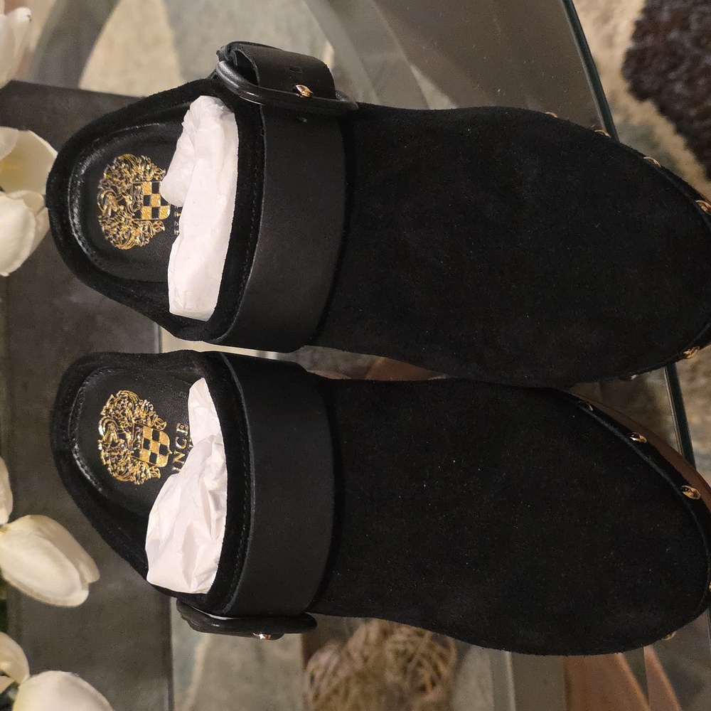 Vince Camuto Clogs - Picture 2 of 7
